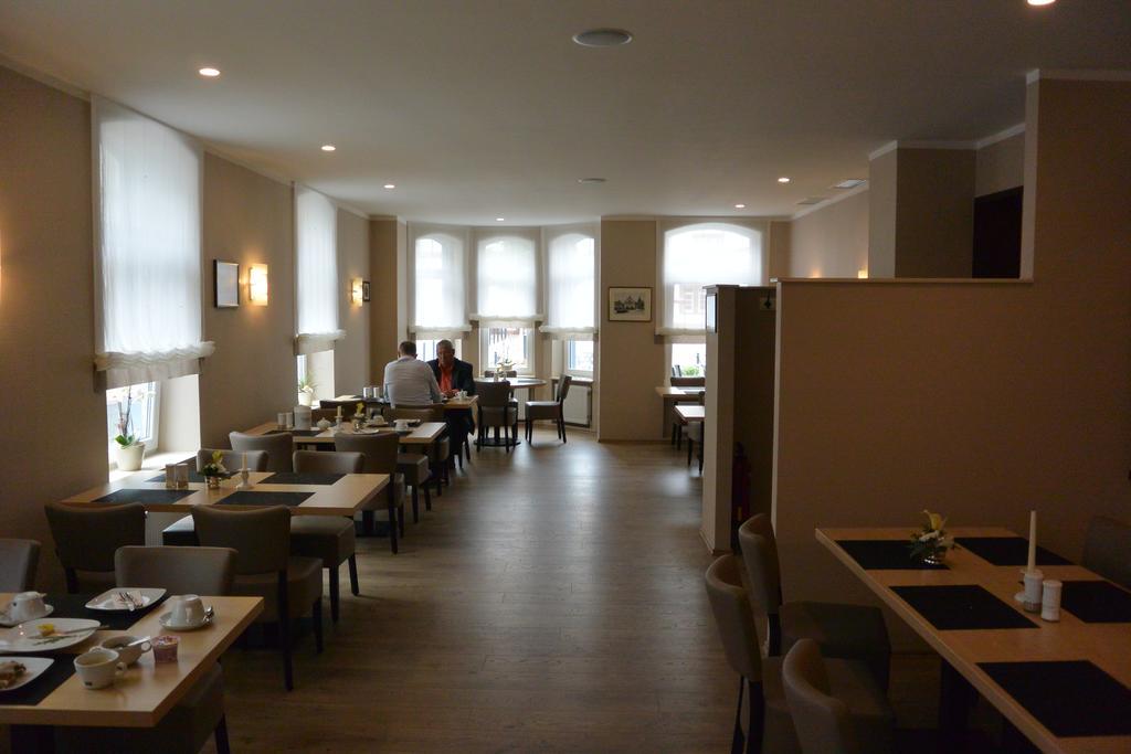 Hotel Deutsches Haus Бломберг Экстерьер фото